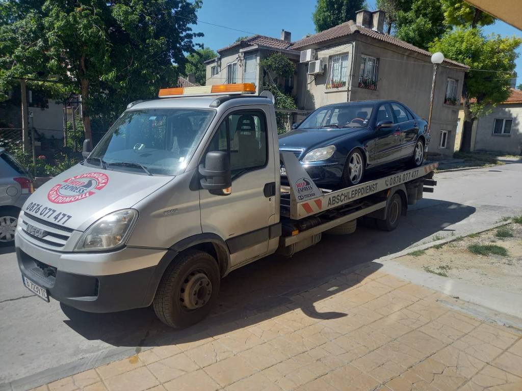 Пътна Помощ за Мерцесе S-Klass от адрес до сервиз.